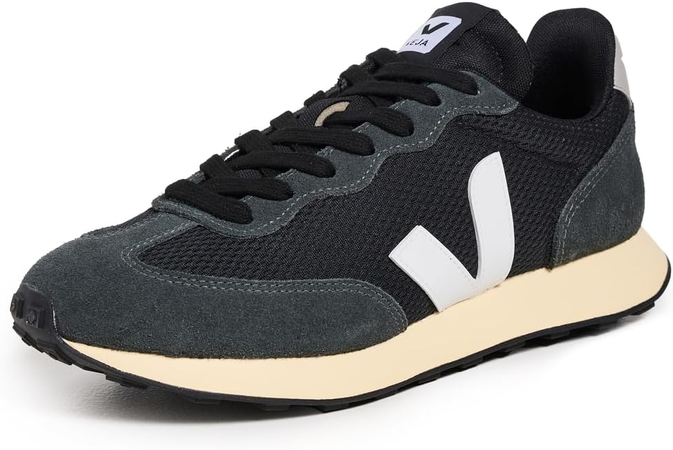 Veja Women's Rio Branco II Sneaker