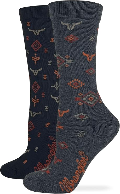 Wrangler Women's Ultra Dri Cushioned Aztec Steer Head Pattern Crew Socks 2 Pack